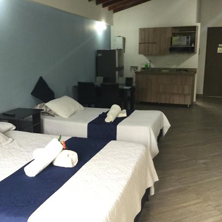 Apartahotel Avanti メデジン エクステリア 写真