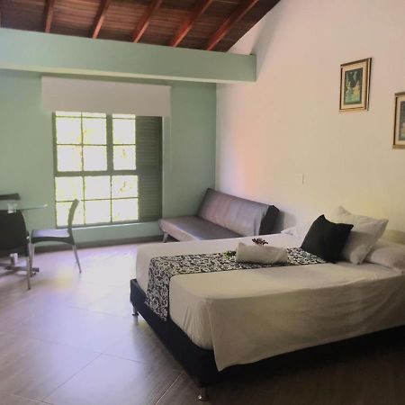 Apartahotel Avanti メデジン エクステリア 写真